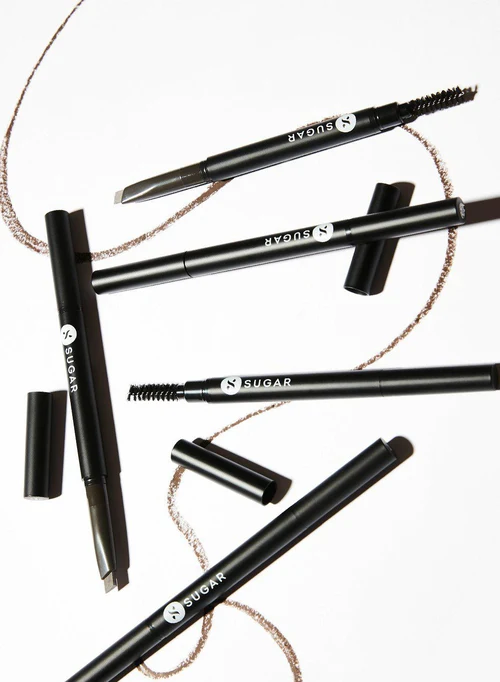 Read more about the article Sugar Cosmetics Brow Gel: Get Fuller Eyebrows Naturally