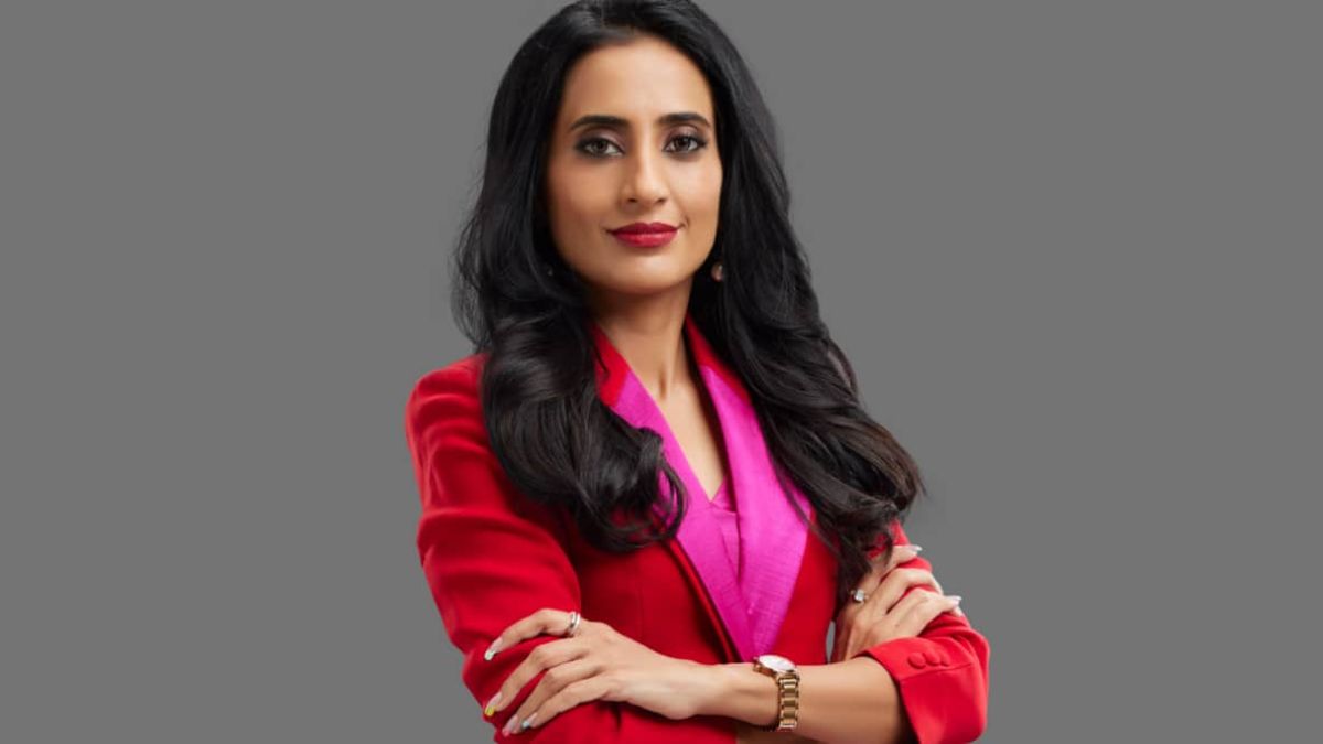You are currently viewing Vineeta Singh: Unveiling the Success Story Behind Sugar Cosmetics and Her Net Worth